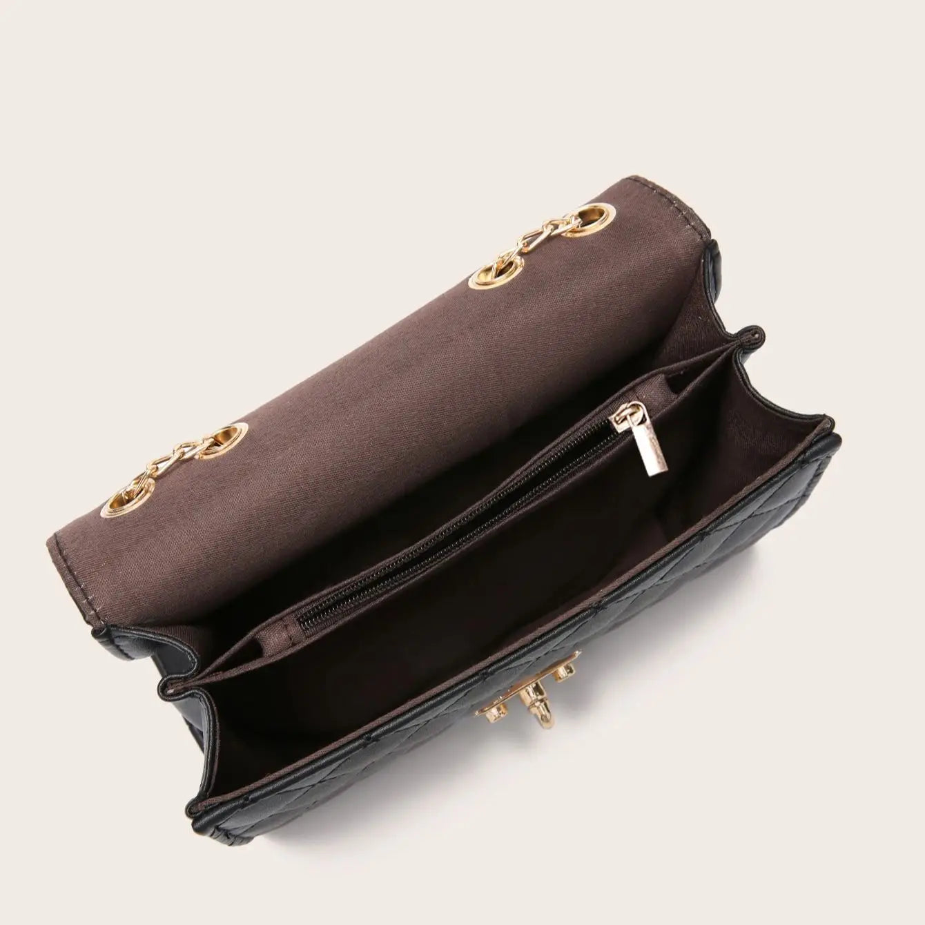 The Madison Date Night Bag — Chic, Compact, Chain-Ready.