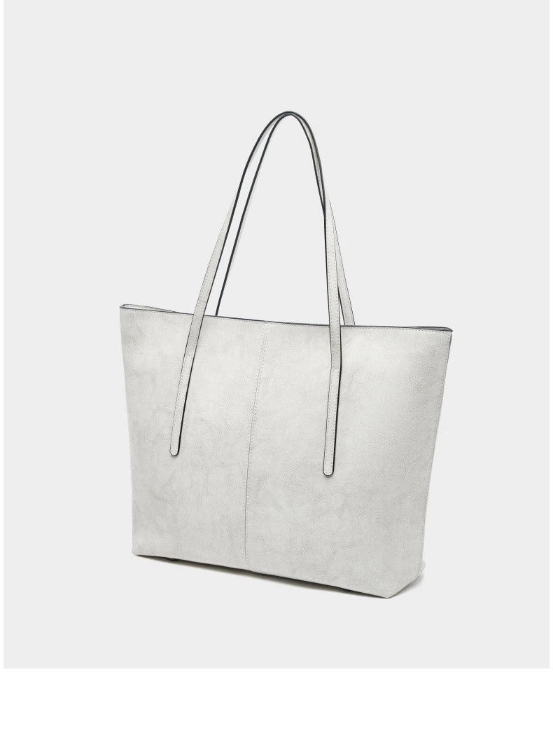 The Andara Tote — Grounded Luxury. Made to Carry More.