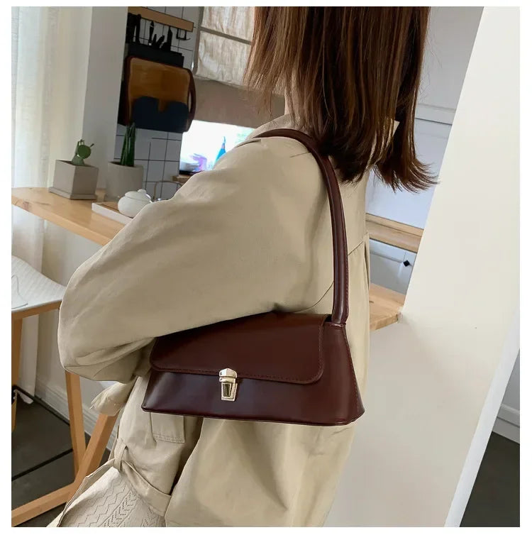 The Solaya Bag — Effortless Form. Everyday Elevation.