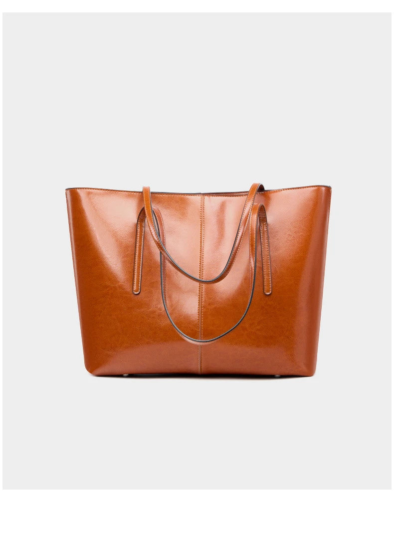 The Andara Tote — Grounded Luxury. Made to Carry More.