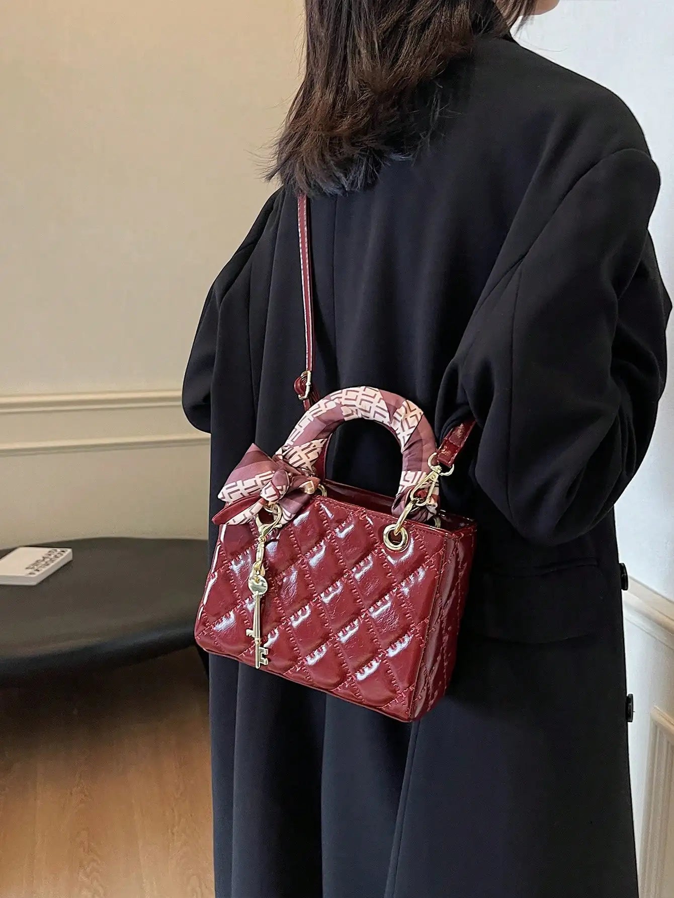 The Legacy Tote — Timeless. Elegant. Effortlessly Chic.
