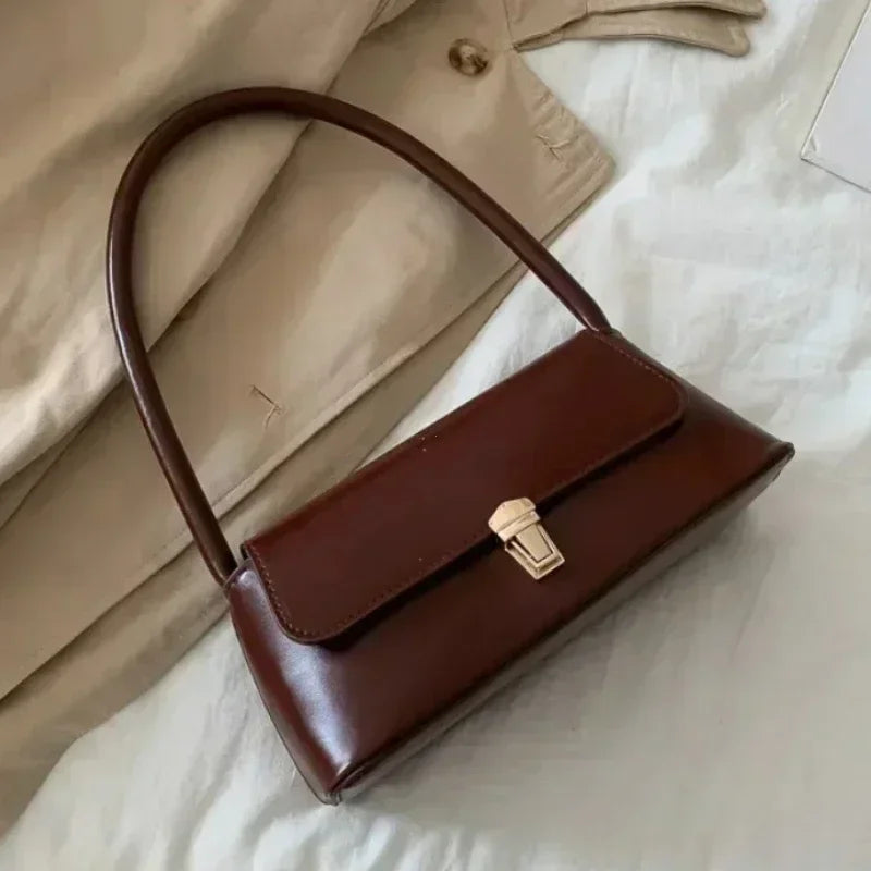 The Solaya Bag — Effortless Form. Everyday Elevation.