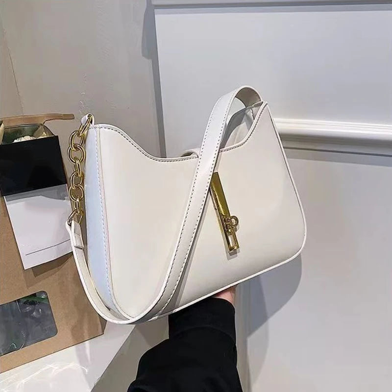 The Elara Slim Crossbody — Elegant. Minimalist. Versatile.