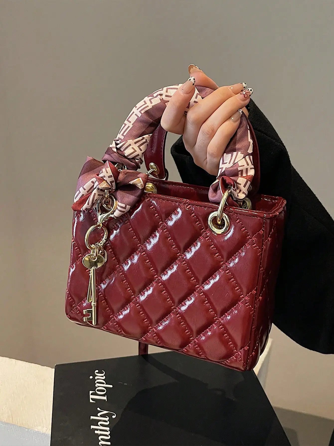 The Legacy Tote — Timeless. Elegant. Effortlessly Chic.