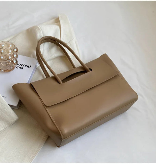The Aura Bag — Timeless. Elegant. Effortlessly Chic